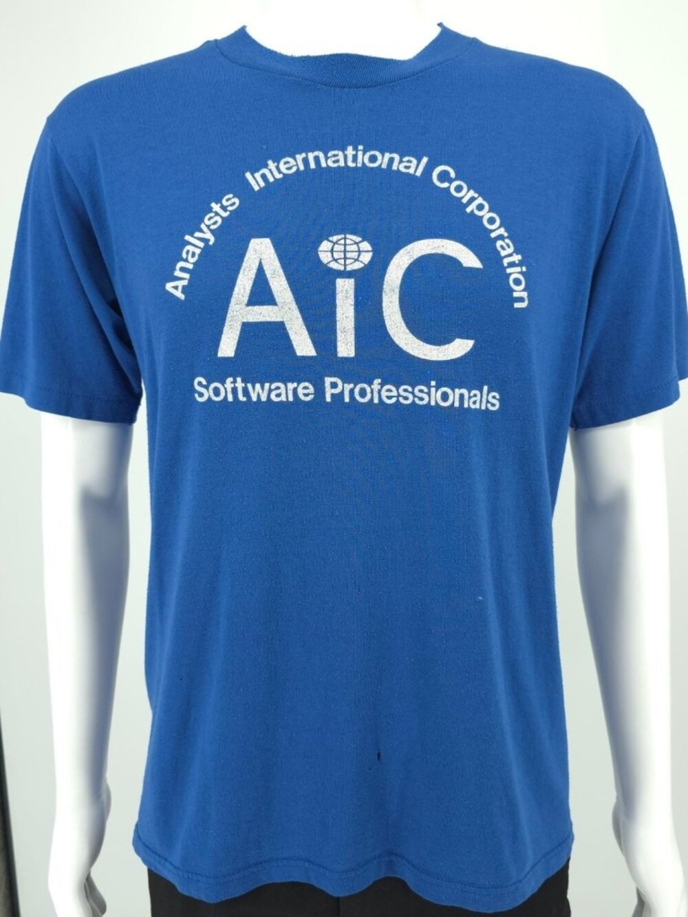 Vintage 1980s AIC Analysts International Corporation Software T-Shirt (M/L)